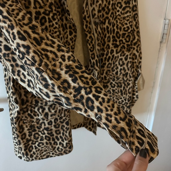 Forever 21 Cheeta Print Oversized Denim Blazer - Picture 6 of 8